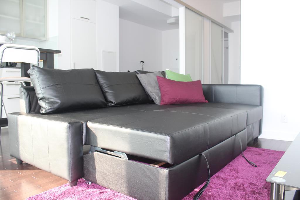 Eg Suites - York St Condos Cn Tower Toronto Rom bilde